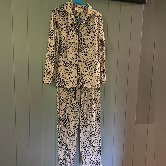 Pajama set - Picture 2 of 4